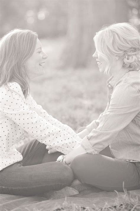 Pin By Kimberly D On Engagement Engagement Photo Poses Lesbian