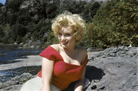 Never Before Seen Photos Of Marilyn Monroe In New Exhibit Marilyn The