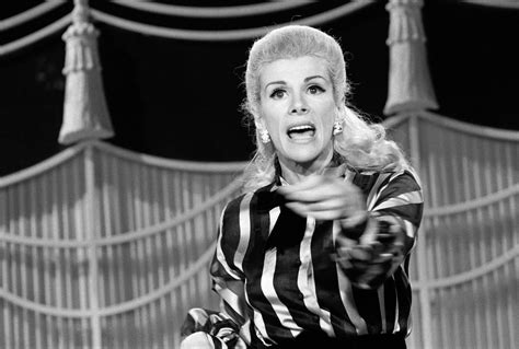 joan rivers a comic stiletto quick to skewer is dead at 81 the new