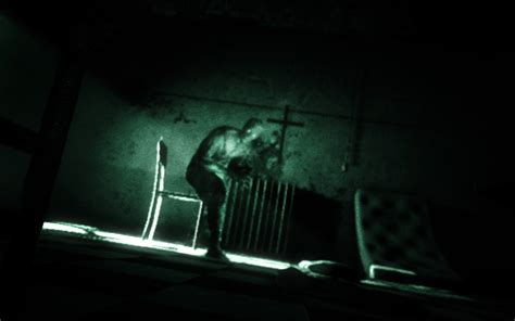games inbox outlast horror to the moon bundle and uncharted movie metro news