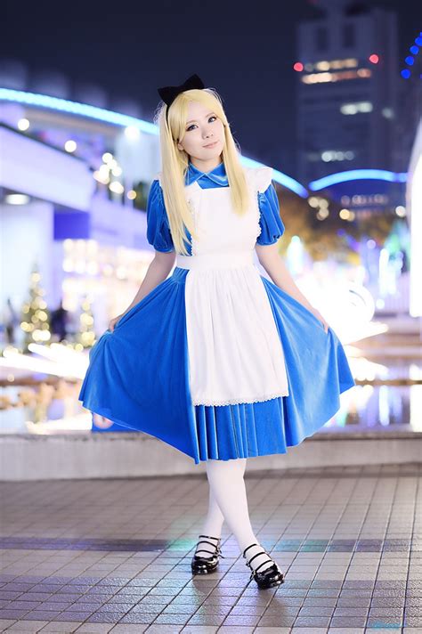 Alice In Wonderland Alice Wonderland Apron Blonde Hair