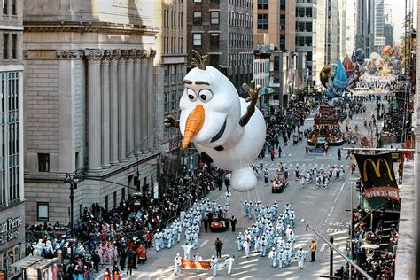 Macy S Thanksgiving Day Parade Wwmt