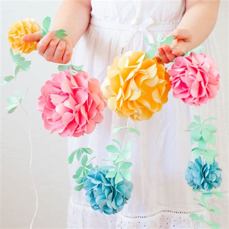 diy paper flower garland    perfect party  home decor
