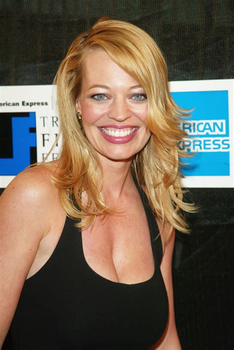 jeri ryan to star in new syfy thriller helix la times