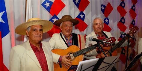 en vivo  rama de folklore chileno estadio espanol las condes