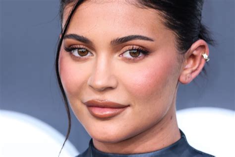 Kylie Jenner Skincare Routine And Beauty Secrets The Skincare Edit