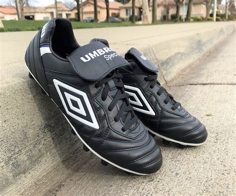 umbro speciali pro feature review soccer cleats