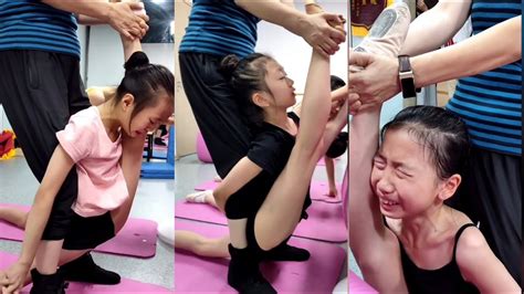 Extreme Contortion Poses Chinese Girl First Time Crying During
