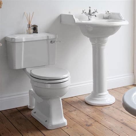 burlington traditional close coupled toilet soft close seat