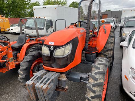 kubota  orange tractor diesel  hrs  auctions