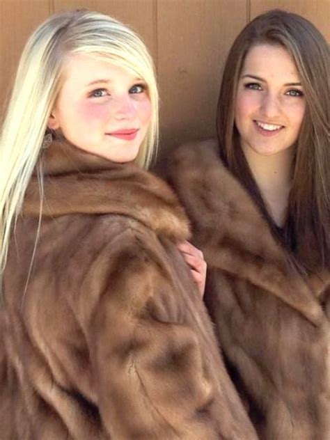 pin by elmo vicavary on mink fur fur coats women girls fur