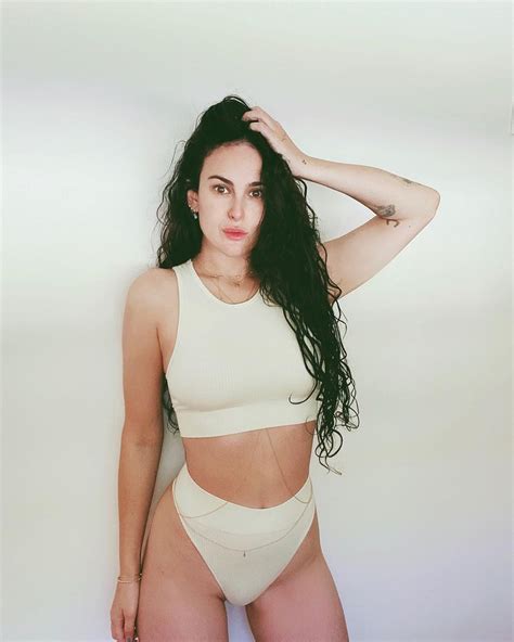 Rumer Willis Poses In A Sexy Bikini And Lingerie After