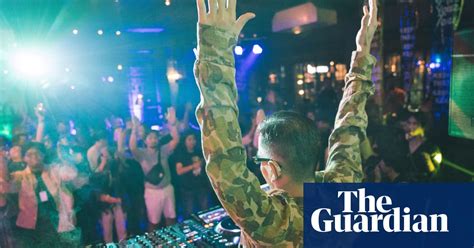 ‘we Do Turn Up The Bass’ Deaf Ravers Party At First Edinburgh Deaf