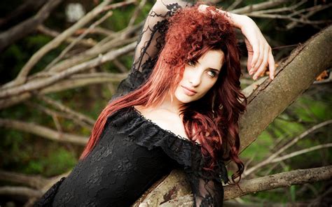 Red Haired Susan Coffey Wallpapers And Images Wallpapers