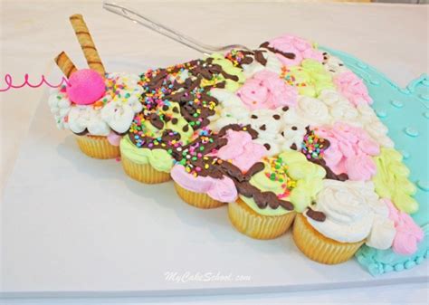 Ice Cream Sundae Cupcake Cake ~ A Blog Tutorial My Cake School