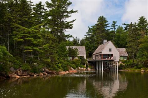 amazing lake houses