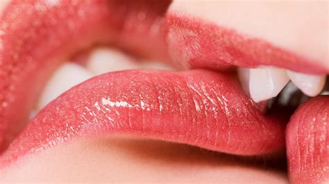 8 dicas para seu beijo de língua ser inesquecível