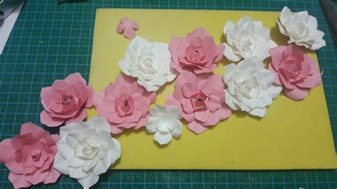 mini paper flowers paper flowers paper crafts love craft