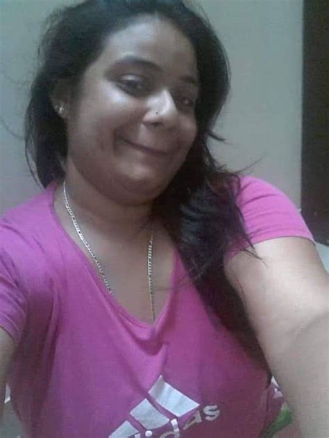 Chubby Desi Girl Big Boobs Show Indianpornpictures
