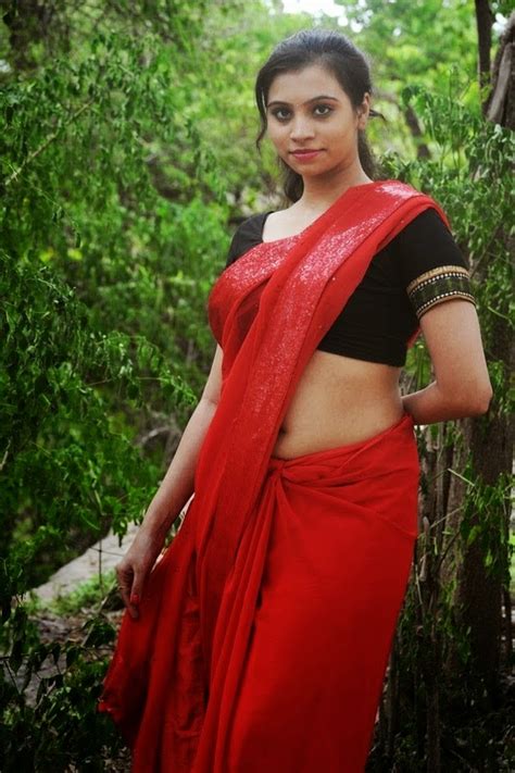 priyanka red saree navel show south indian navels