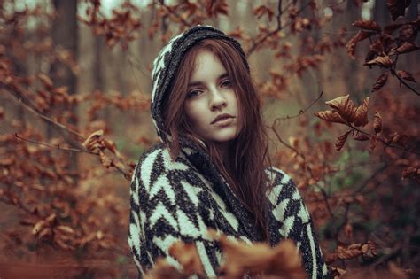 women model redhead long hair women outdoors looking