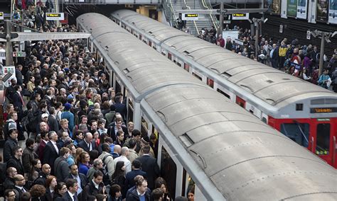 london underground to run 24 hour weekend tube from september 2015 uk