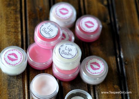 easy homemade lip balm  printables wwwteepeegirlcom