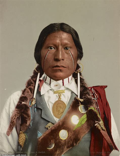100 Years Ago Real Native Americans Proudly Posed For The