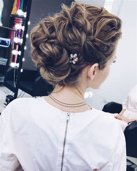 gorgeous prom updos  long hair prom updo hairstyles