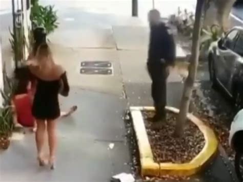 Police Won’t Charge Brisbane Women Caught In Daylight Sex Romp On James