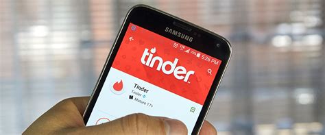 6 Things You Should Stop Doing On Tinder For The Right Swipe Sex And Dating