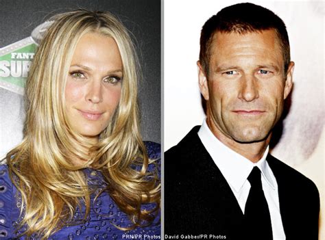 Molly Sims Confirms She S Dating Aaron Eckhart