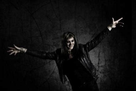 interview de revamp floor jansen