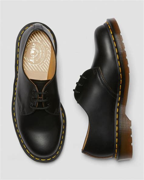 femmehomme dr martens  vintage black quilon chaussures affinitycom