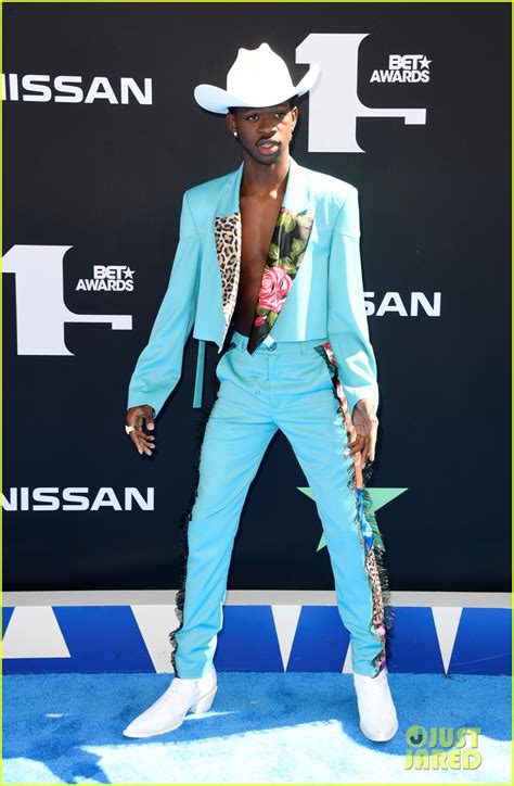 lil nas x seemingly comes out as gay in pride tweet photo 4316685 lil nas x pictures just jared