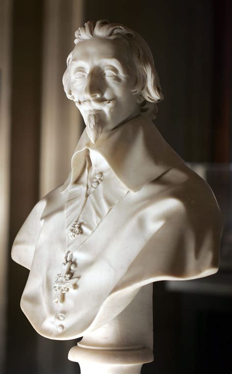 gian lorenzo bernini busto del cardenal richelieu   lateral portrait sculpture