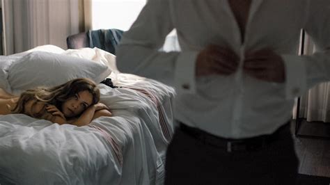 the finale of the girlfriend experience is basically one long heartless sex scene guide