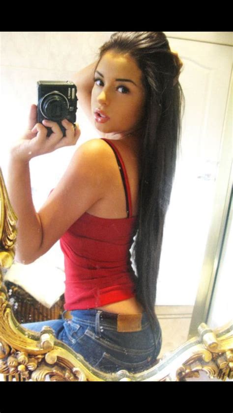 pin by hot everything on hot latina girls girls selfies long hair styles demi rose