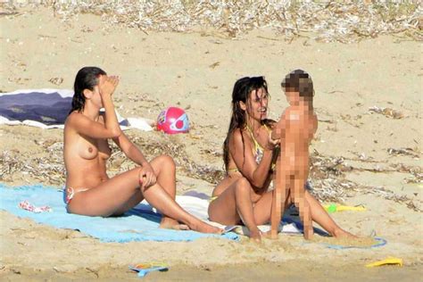 Penelope Cruz Topless Candid Photos Scandal Planet