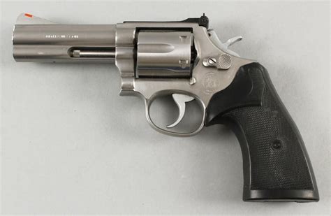 smith wesson mdl  cal mag snabsdouble action  frame revolver polished stainless ste