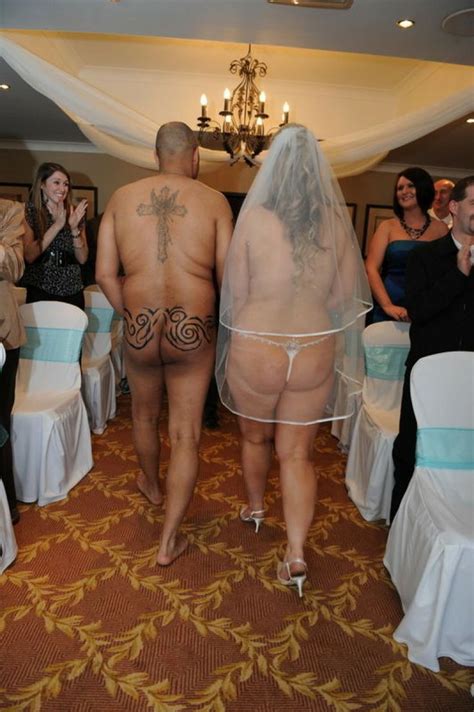 naked bride oops