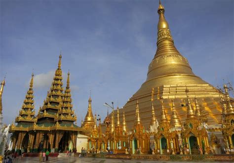 dusk   shwedagon pagoda yangon myanmar youre
