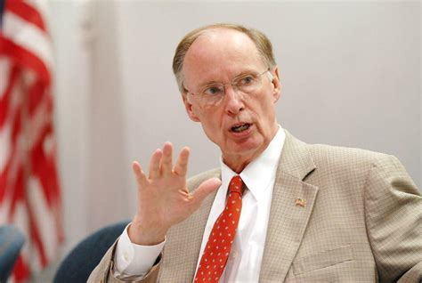 governor bentley refuses syrian refugees relocating to