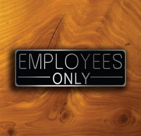 employees  sign