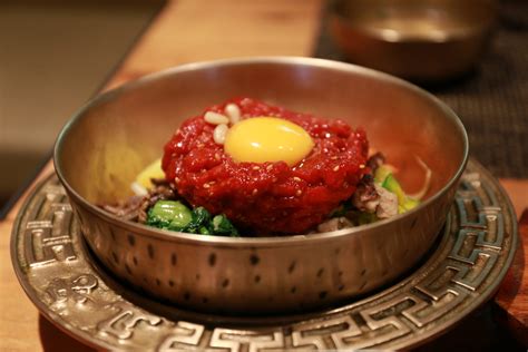 traditional korean food     seoul tiptoeingworld