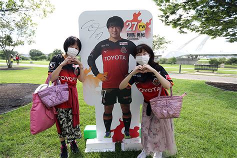一緒に写真を撮ってください♪選手等身大パネルの登場です。｜ニュース｜名古屋グランパス公式サイト