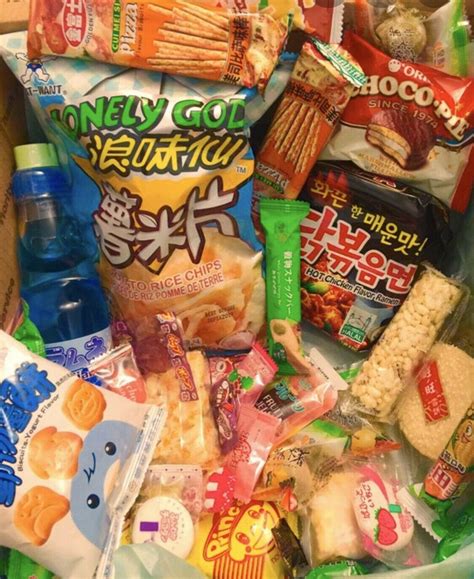 100pcs asian snacks box japanese korean chinese snack