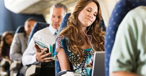consejos para viajar en avión 6 tips para viajar en un avión
