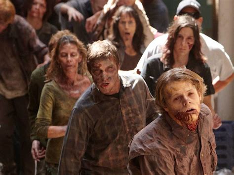 How Fear The Walking Dead Zombies Will Differ From The