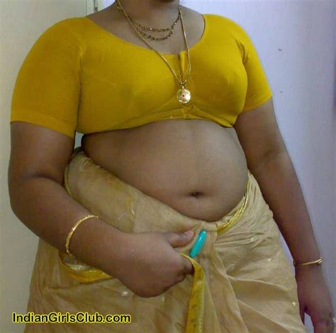 aunty removing saree and bra naked images femalecelebrity